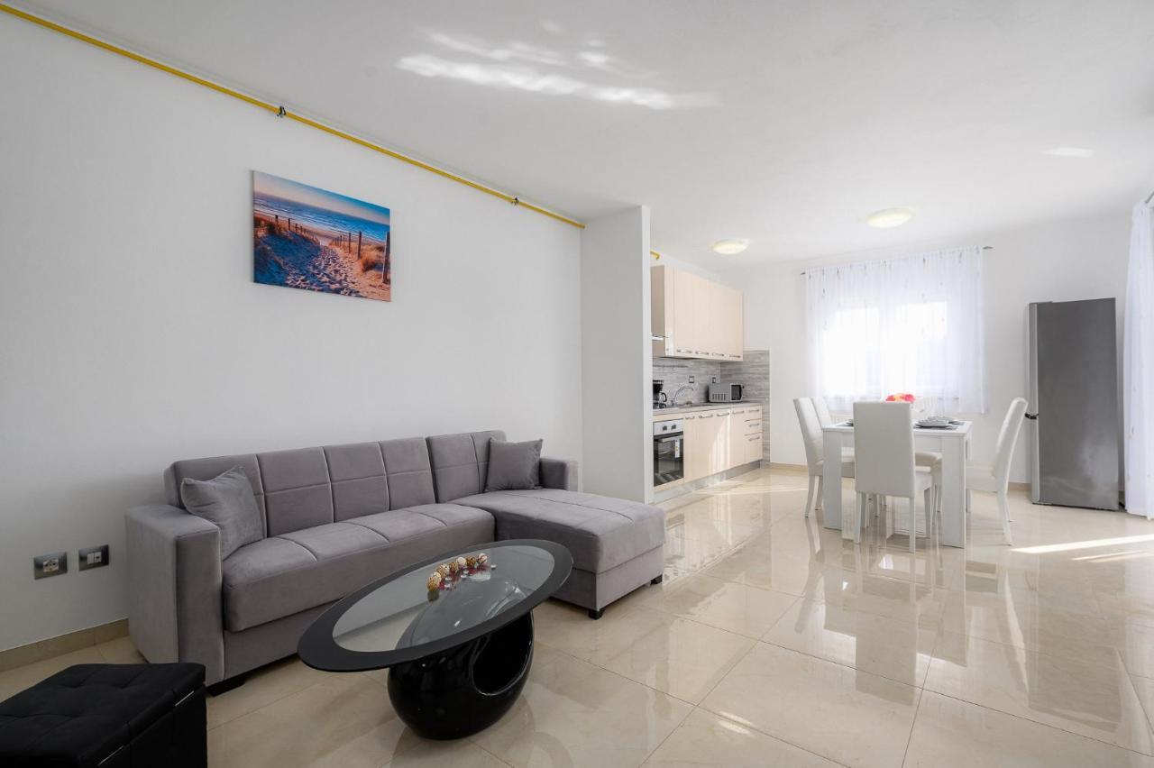 Stancija Amoroso Porec Apartments Zewnętrze zdjęcie