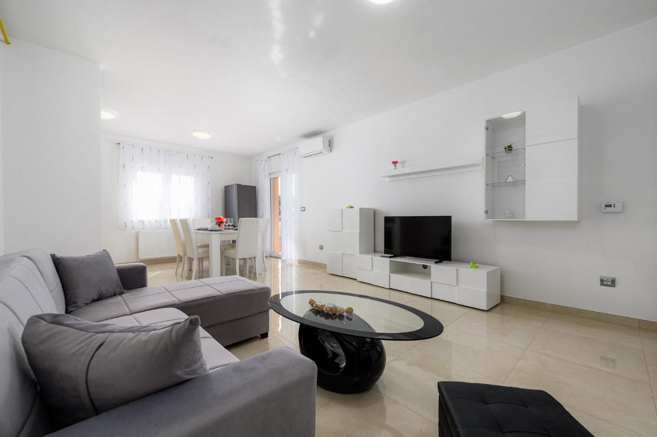 Stancija Amoroso Porec Apartments Zewnętrze zdjęcie
