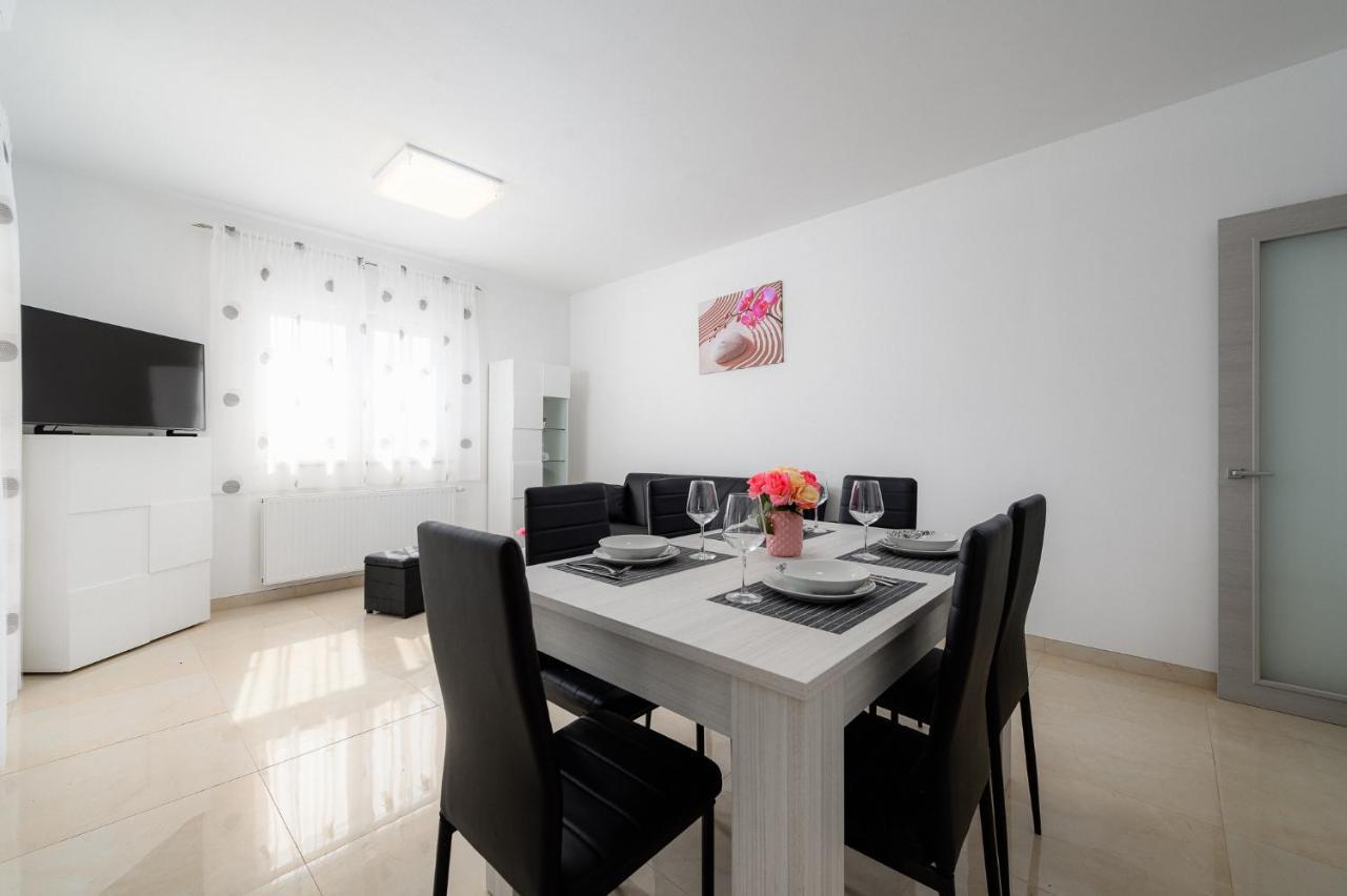 Stancija Amoroso Porec Apartments Zewnętrze zdjęcie