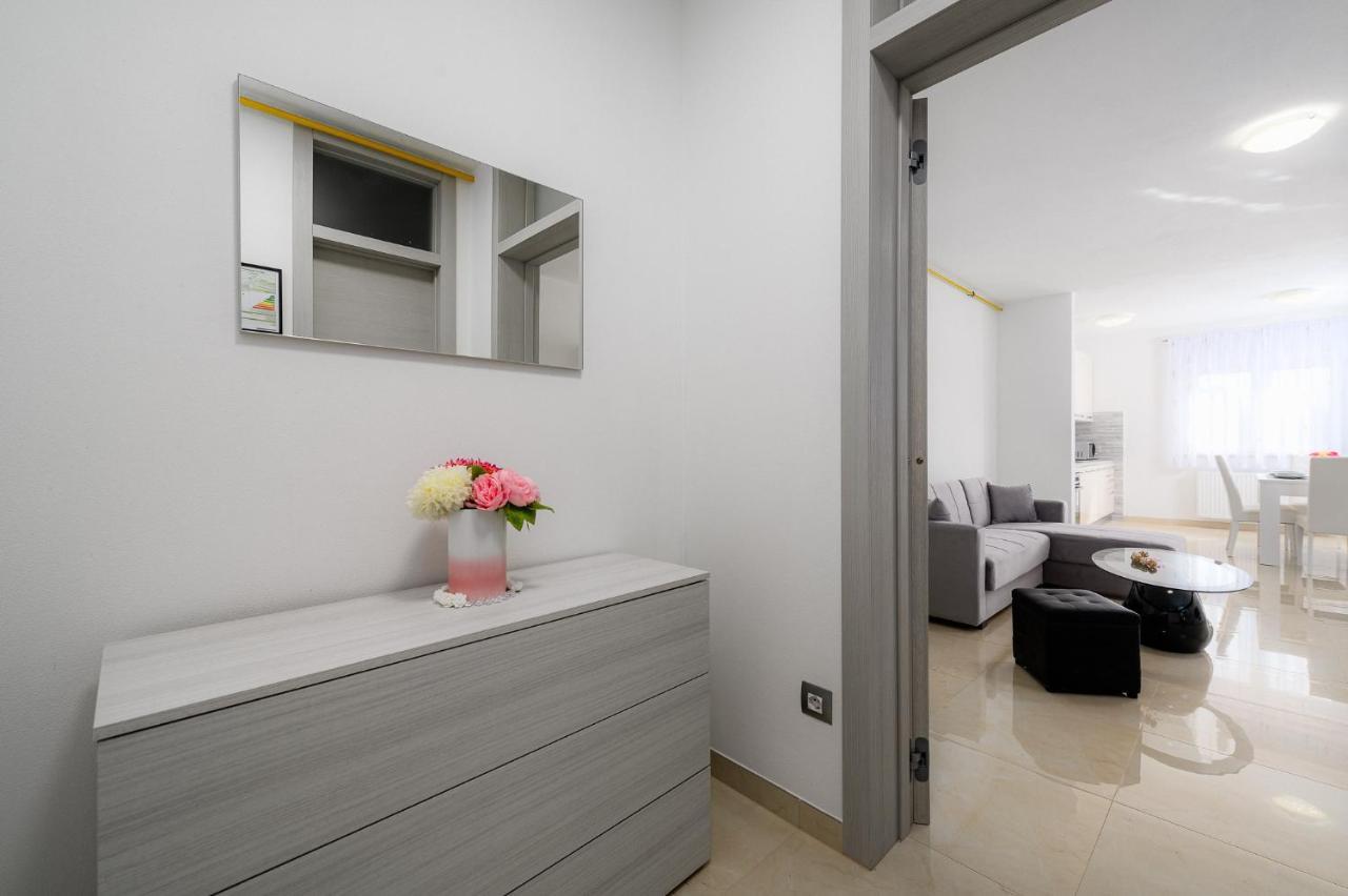 Stancija Amoroso Porec Apartments Zewnętrze zdjęcie