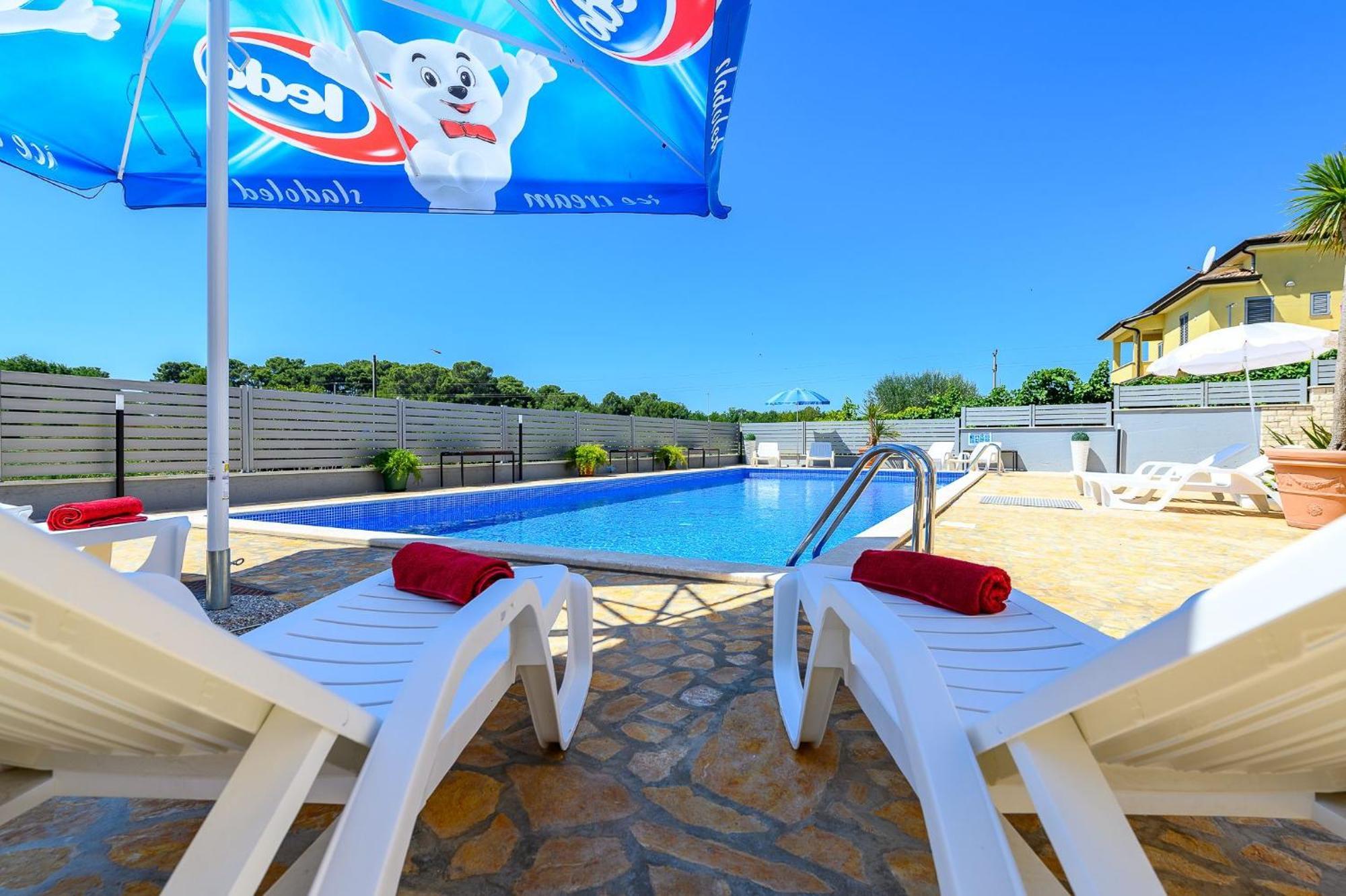 Stancija Amoroso Porec Apartments Zewnętrze zdjęcie